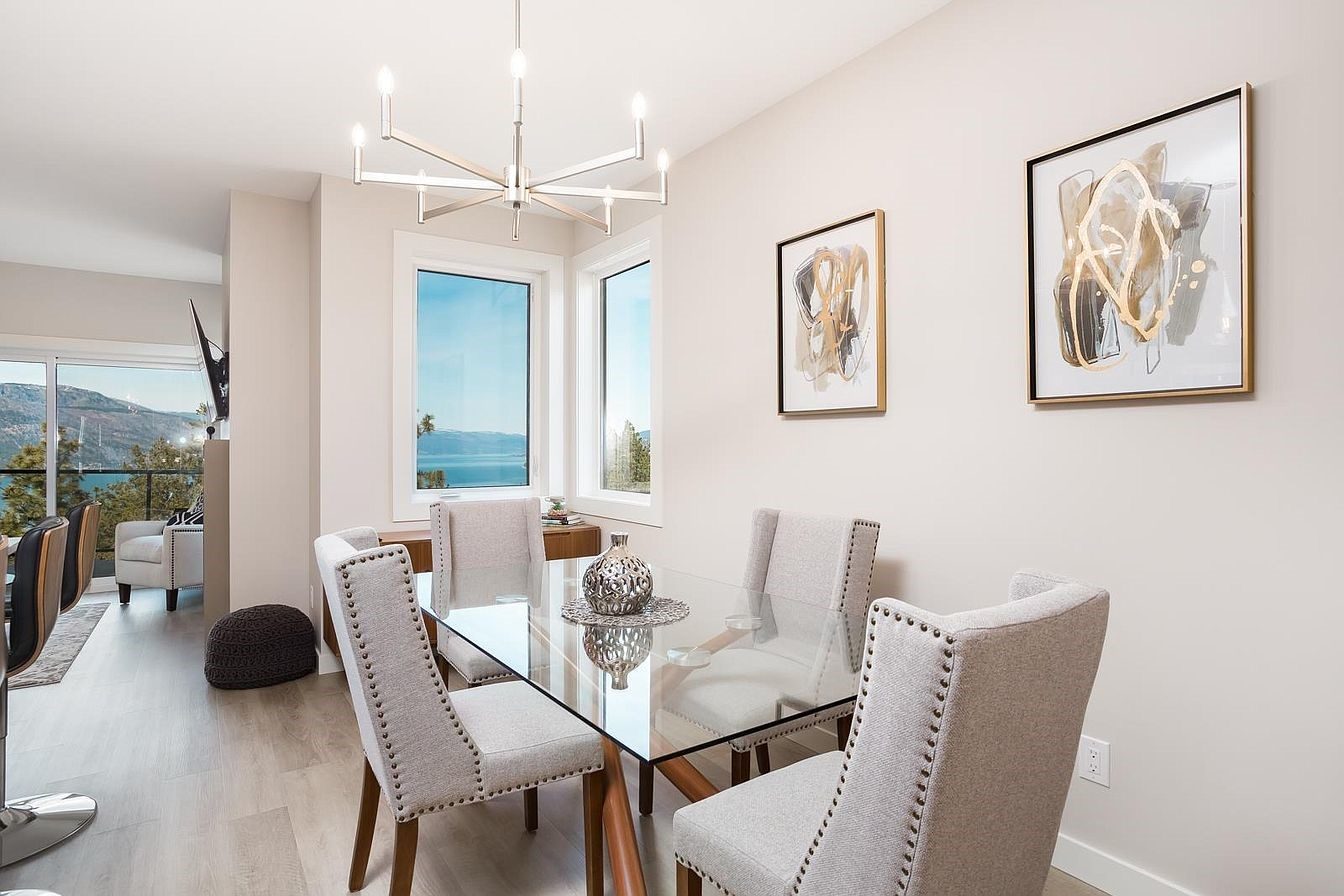 Dining with lake views